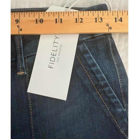 FIDELITY Jeans Women's 26 Tuscadero Full Flare Vespa High Rise Denim Pants - Picture 3 of 7